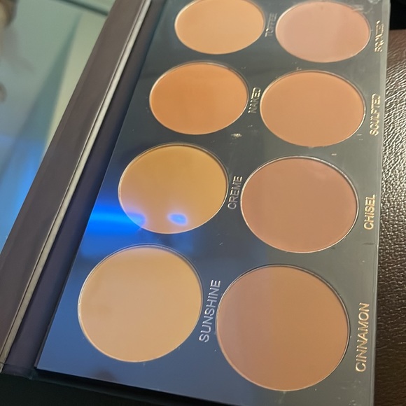 Contour - Picture 3 of 3